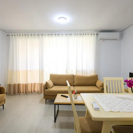 Sanpietro Vacation Apartments Durres Exterior photo