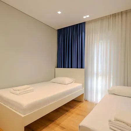 Sanpietro Vacation Apartments Durres Exterior photo