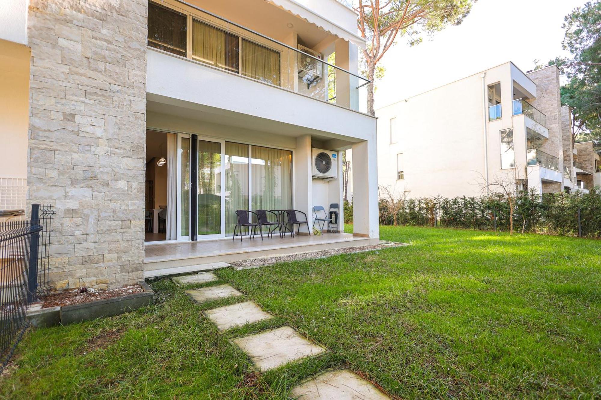 Sanpietro Vacation Апартаменти